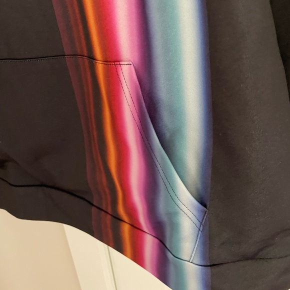 Netflix TUDUM Black Hoodie Sweatshirt Unisex Adult Size, Netflix Logo Sweater - Picture 6 of 7